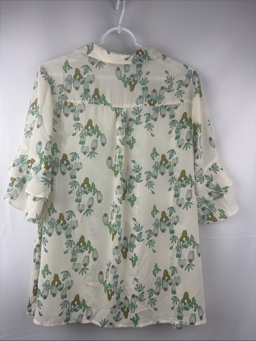 ModCloth Button Front Sheer Cactus Print Shirt Ruffle Sleeve Plus Size 1X - Picture 2 of 10